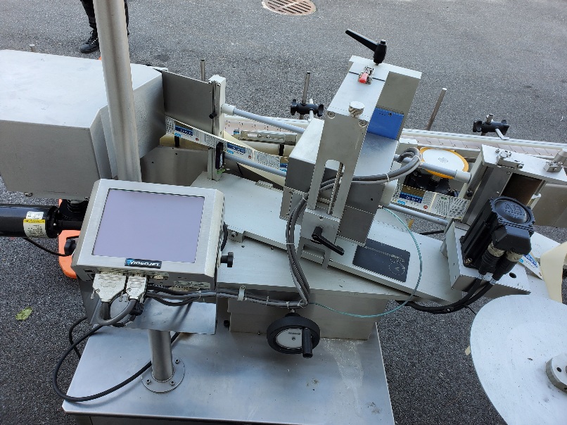 Njm Uni 300 Va Wrap Around Pressure Sensitive Labeler Jc Arc Tech
